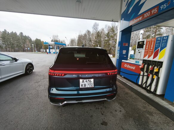 2023 Geely Monjaro (Xingyue L) I, зелёный, 3850000 рублей - вид 4