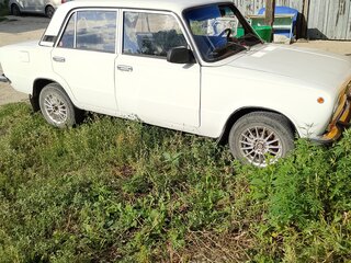 1976 Lada (ВАЗ) 21011, белый, 150000 рублей, вид 2