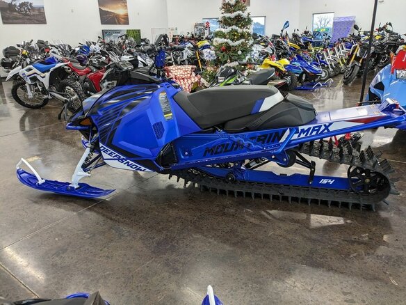 2024 Yamaha Mountain Max, синий, 1692000 рублей - вид 3