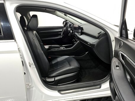 2023 Hyundai Sonata VIII (DN8) Рестайлинг, белый, 2950000 рублей, вид 3