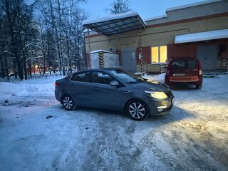 2016 Kia Rio III Рестайлинг, серый, 1200000 рублей, вид 5