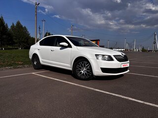 2013 Skoda Octavia III (A7), белый, 850000 рублей, вид 4