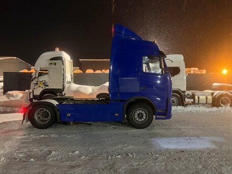 2014 Volvo FH, синий, 6000000 рублей, вид 4