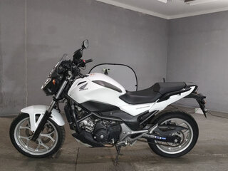 2016 Honda NC 700S, белый, 430000 рублей, вид 1