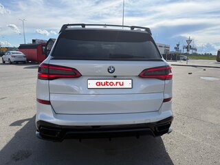 2019 BMW X5 40i IV (G05/G18), белый, 5600000 рублей, вид 4