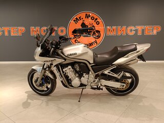 2002 Yamaha FZS1000 Fazer, серебристый, 449000 рублей, вид 2