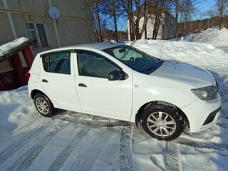 2020 Renault Sandero II Рестайлинг, белый, 815000 рублей, вид 2