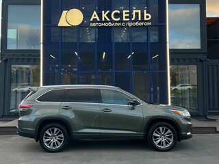 2014 Toyota Highlander III (XU50), зелёный, 2497000 рублей, вид 3