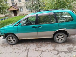 1998 Nissan Prairie Joy II (M11), зелёный, 400000 рублей, вид 2