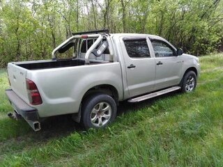 2012 Toyota Hilux VII Рестайлинг, серебристый, 1500000 рублей, вид 4