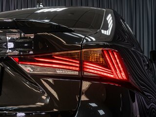 2018 Lexus IS 300 III Рестайлинг, чёрный, 2929000 рублей, вид 5
