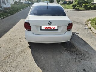 2015 Volkswagen Polo V, белый, 480000 рублей, вид 4
