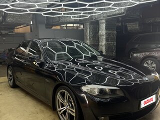 2010 BMW 5 серии 523i VI (F10/F11/F07), чёрный, 1990000 рублей, вид 5