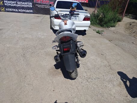 2014 Suzuki GSX-R 250, белый, 260000 рублей, вид 2