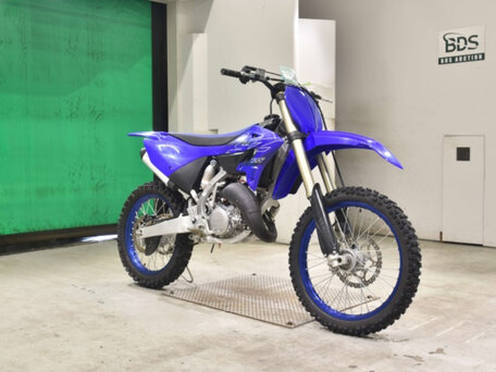 2022 Yamaha YZ125, синий, 640000 рублей, вид 2