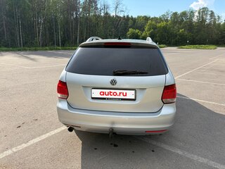 2010 Volkswagen Golf VI, серебристый, 590000 рублей, вид 4