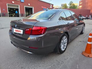 2013 BMW 5 серии 520i VI (F10/F11/F07), коричневый, 1650000 рублей, вид 3