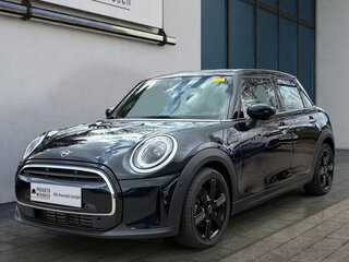 2022 Mini Hatch Cooper III (F55/F56) Рестайлинг 2, чёрный, 2119000 рублей, вид 1