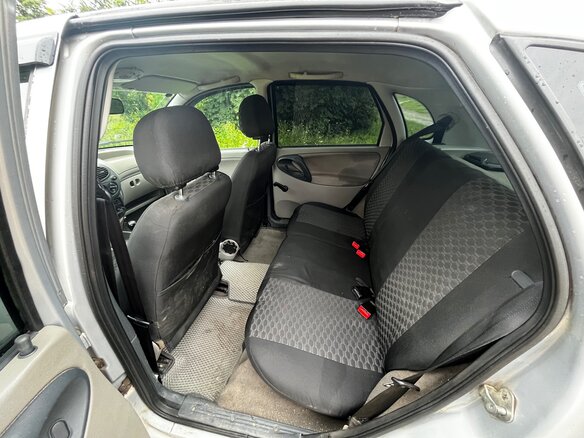 2010 Lada (ВАЗ) Kalina I, серебристый, 400000 рублей - вид 9