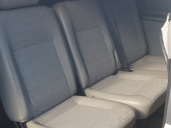 2010 Volkswagen Transporter, серый, 1170000 рублей - вид 5