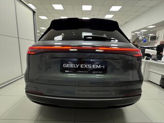 2025 Geely EX5 Гибрид EM-i, серый, 3539990 рублей, вид 3