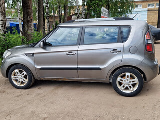 2010 Kia Soul I, серый, 599000 рублей, вид 4