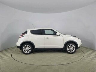 2018 Nissan Juke I Рестайлинг, белый, 1513000 рублей, вид 4