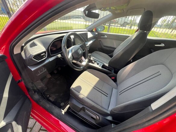 2023 SEAT Leon IV, пурпурный - вид 15