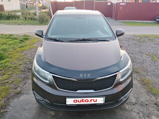 2016 Kia Rio III Рестайлинг, коричневый, 900000 рублей, вид 2