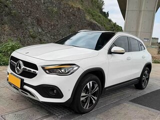 2022 Mercedes-Benz GLA 200 II (H247), белый, 2375000 рублей, вид 1