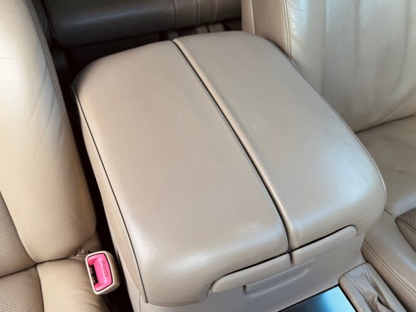 2010 Lexus LX 570 III, белый, 2590000 рублей - вид 15