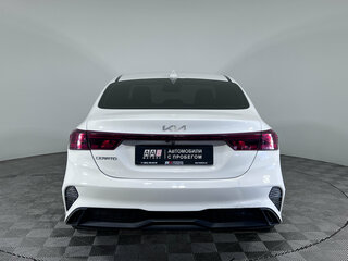2021 Kia Cerato IV Рестайлинг, белый, 1575000 рублей, вид 5
