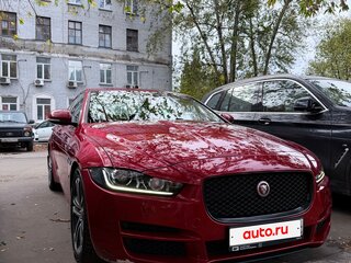 2015 Jaguar XE EcoBoost I, красный, 1500000 рублей, вид 4