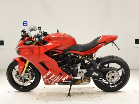 2018 Ducati Supersport, красный, 950000 рублей, вид 2