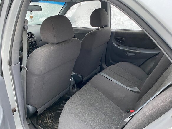 2005 Hyundai Accent ТагАЗ II, серебристый, 330000 рублей - вид 8