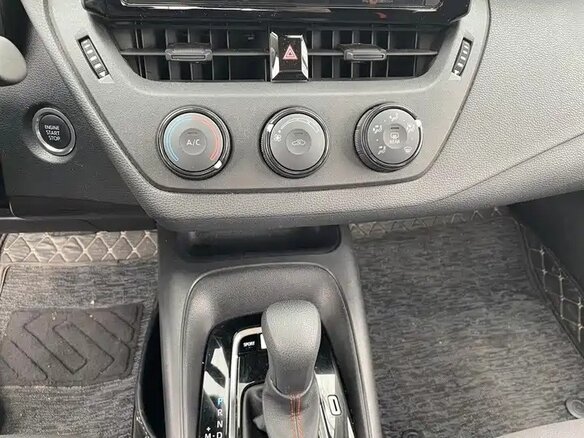 2026 Toyota Corolla Sporty XII (E210) Рестайлинг, белый, 1307124 рублей - вид 11