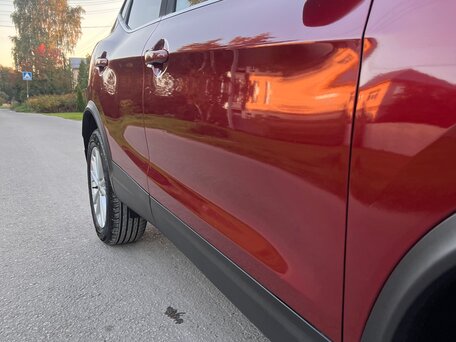2017 Nissan Qashqai II, красный, 1300000 рублей, вид 4