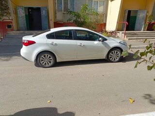 2016 Kia Cerato III Рестайлинг (Classic), белый, 1600000 рублей, вид 3