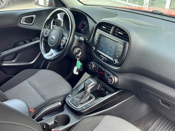 2019 Kia Soul III, красный, 1970000 рублей - вид 10