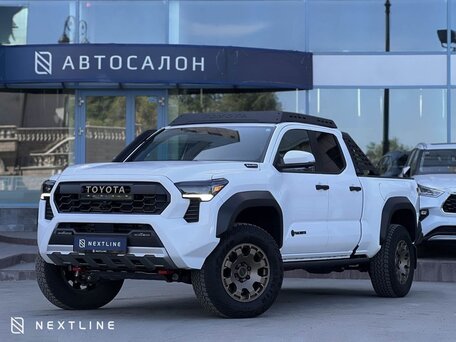 Toyota Tacoma IV
