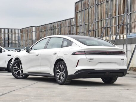 2026 Changan Qiyuan A06 51.48 kWh, белый, 2530000 рублей, вид 3