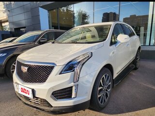 2021 Cadillac XT5 I Рестайлинг, белый, 4200000 рублей, вид 1