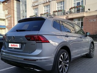 2020 Volkswagen Tiguan Allspace II, серый, 3350000 рублей, вид 4