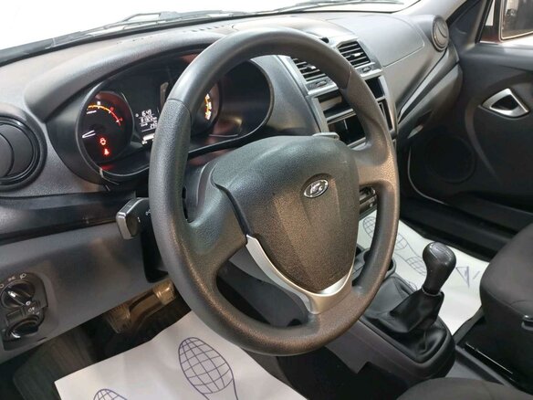 2024 Lada (ВАЗ) Granta I Рестайлинг, белый, 567720 рублей - вид 5