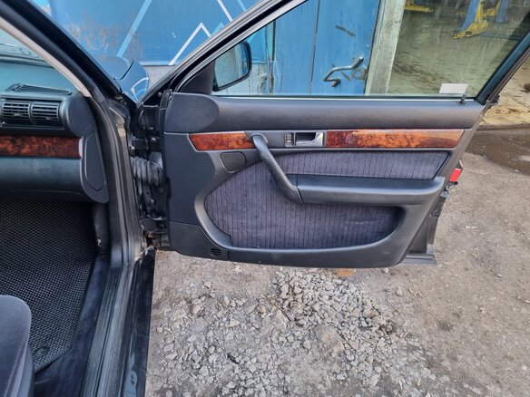1993 Audi 100 IV (C4), чёрный, 750000 рублей - вид 13