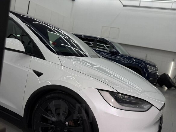 2020 Tesla Model X 100D I, белый, 6200000 рублей - вид 3
