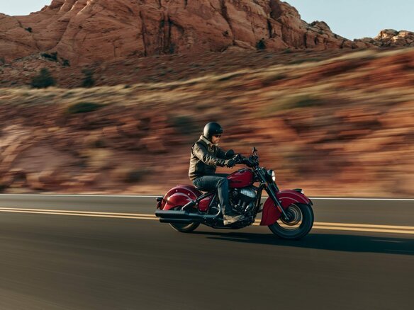 2026 Indian Chief, красный, 2840000 рублей - вид 6