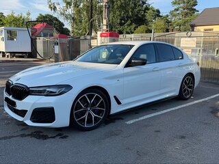 2020 BMW 5 серии 530i xDrive VII (G30/G31/G38) Рестайлинг, белый, 5500000 рублей, вид 1