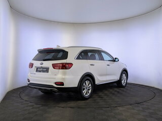 2020 Kia Sorento III Prime Рестайлинг, белый, 2995000 рублей, вид 5