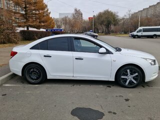 2010 Chevrolet Cruze I, белый, 750000 рублей, вид 4